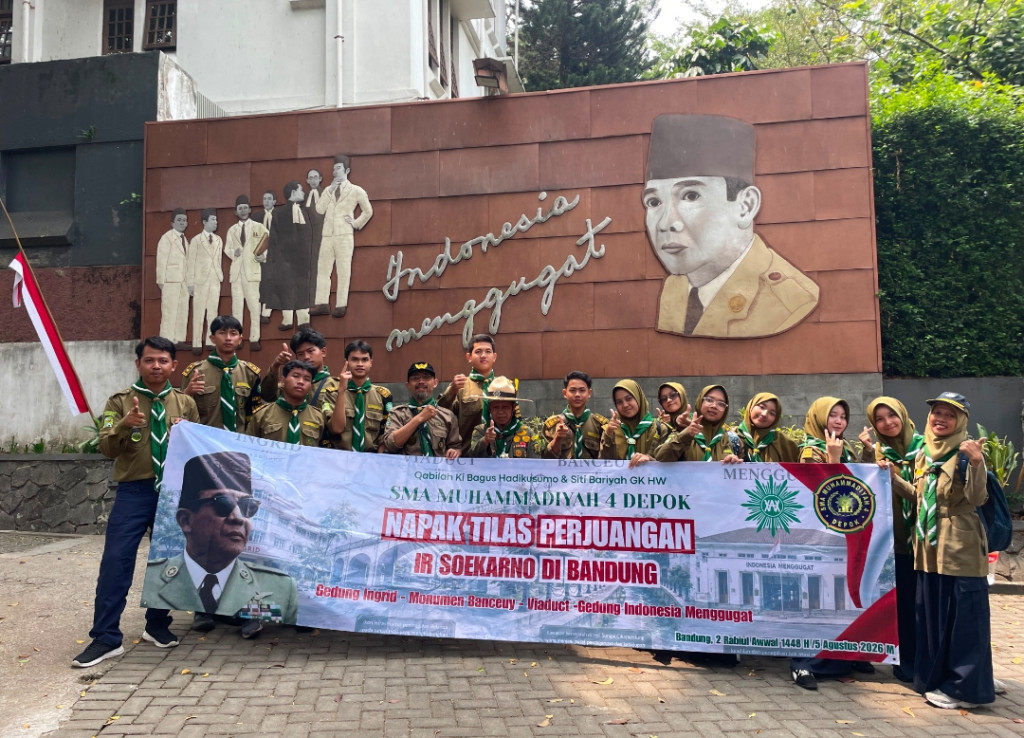 Ketua Kwartir Wilayah HW Jawa Barat Apresiasi Semangat Penghela HW SMA Muhammadiyah 4 Depok dalam Napak Tilas Perjuangan Soekarno di Bandung